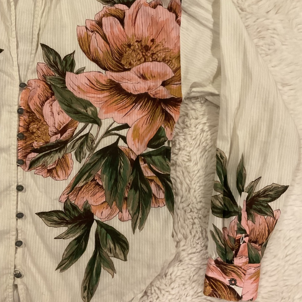 EUC Pilcro (Anthropologie) flower print blouse - Picture 2 of 4
